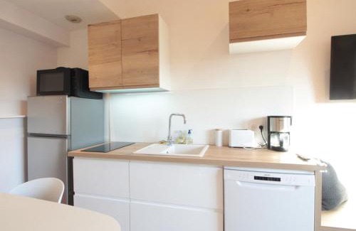 Les Carroz-d'Araches Apartment | Appartement 3P/6 pers. au cœur de la station, balcon exposé Sud, à 450m des pistes et commerces - FR-1-572-7