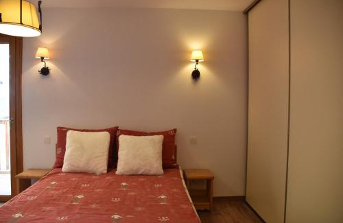 Orcieres-Merlette Apartment | Appartement 6 places aux pieds des pistes avec piscine, wifi et parking privé, salle de bain refaite à neuf