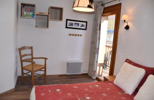 Orcieres-Merlette Apartment | Appartement 6 places aux pieds des pistes avec piscine, wifi et parking privé, salle de bain refaite à neuf