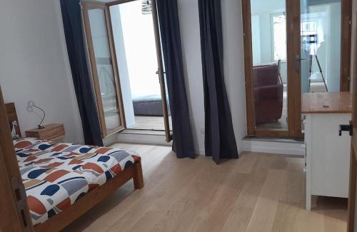 Morlaix Apartment | Appartement 75m2 plein centre face a la mairie