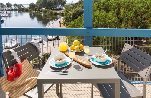 Hourtin Port Condo | Appartement Abordable au Bord du Lac
