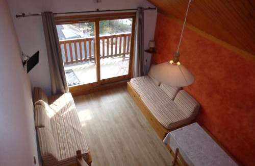 Meribel Centre Apartment | Appartement au cœur de Méribel, 4 pers., balcon sud, proche pistes et commerces - FR-1-411-693