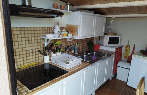 Bauduen Apartment | Appartement Avec Terrasse et vue sur Lac de Sainte-croix 100 Mètres de la Plage