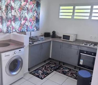 Lamentin Apartment | Appartement confortable à Lamentin 60 m² avec jardin