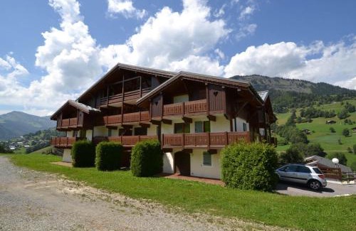Flumet Apartment | Appartement cosy au pied des pistes avec balcon - FR-1-505-220