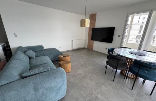 Port Marianne Apartment | Appartement cosy avec terrasse