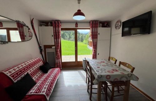 Chatel Apartment | Appartement cosy avec terrasse, proche télécabine - FR-1-198-88