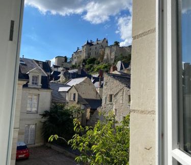 Chinon Apartment | Appartement Cosy avec vue sur le château