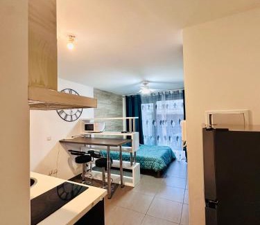 Saint-Denis Apartment | Appartement Cosyy