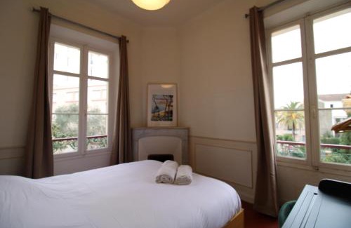 Riou - Petit Juas - Av de Grasse Apartment | Appartement Cottage Reine