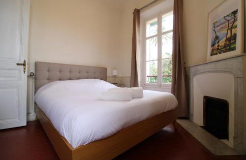 Riou - Petit Juas - Av de Grasse Apartment | Appartement Cottage Reine