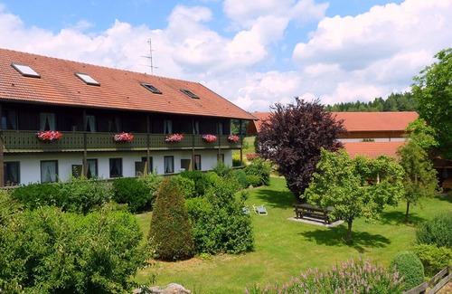 Bad Birnbach Apartment | Appartement Dachgeschoss 46qm | Großzügiges, modernes Appartement