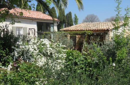 Grans Apartment | Appartement dans Mas Provencal