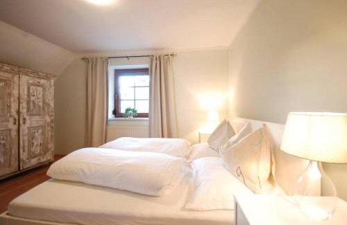 Rosegg Apartment | *Appartement Elfie* Kärntner Seen (nähe Velden)
