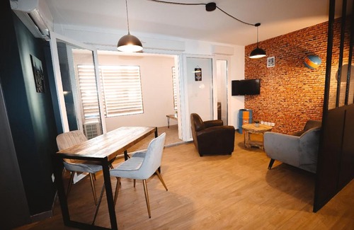 L'Isle-sur-la-Sorgue Apartment | Appartement et Garage au Cœur de l'Isle