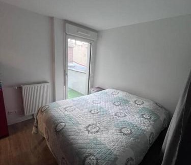 Pierrefitte-sur-Seine Apartment | Appartement 4 personnes