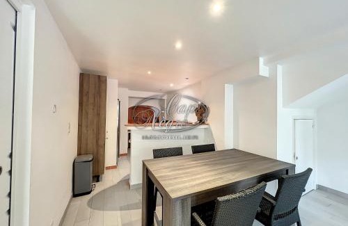 Rayol-Canadel-sur-Mer Apartment | Appartement plain-pied avec terrasse proche de la plage du Canadel