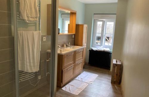 Chateau du Loir Apartment | Appartement Hôtel de la Gare 3 chambres