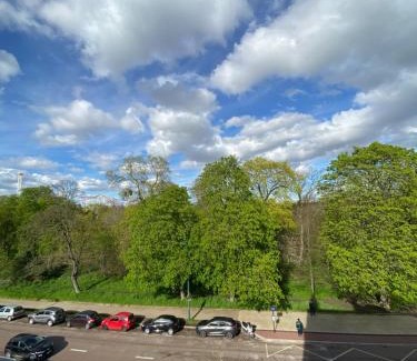 Charenton-le-Pont Apartment | Appartement Haussmannien