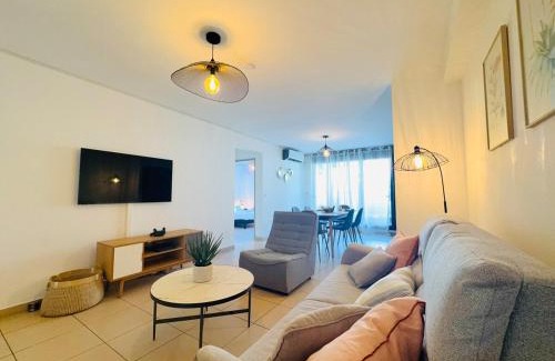 Etang Sale Les Bains Apartment | Appartement l'étang Salé Les Bains