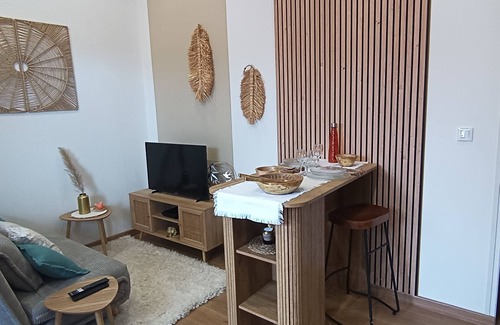 Le Tampon Apartment | Appartement Le Champ D'elle, T2 Cozy de 33 m², Idéalement Situé au Tampon 14ème