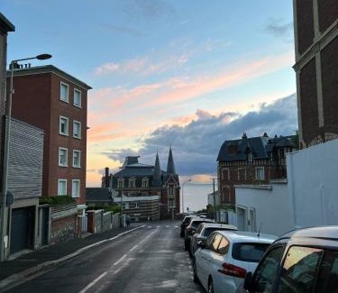 Saint-Martin-du-Littoral Apartment | Appartement Le Petit Galet