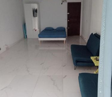 L'Autre-Bord Apartment | Appartement les pieds dans l eau