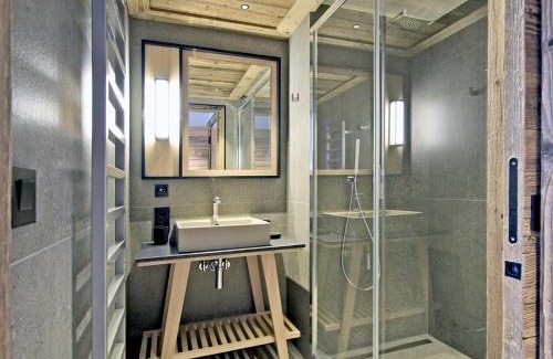 Meribel Apartment | Appartement neuf avec terrasse, SPA, 3 chambres et services hôteliers - Méribel Les Allues - FR-1-613-22