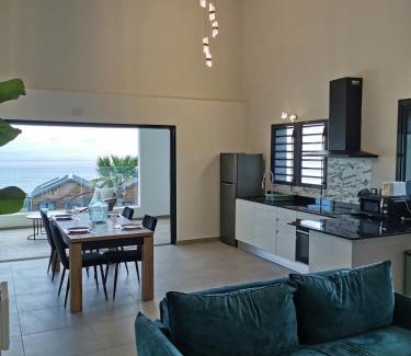 Grande Anse Apartment | Appartement Papang Grand Anse