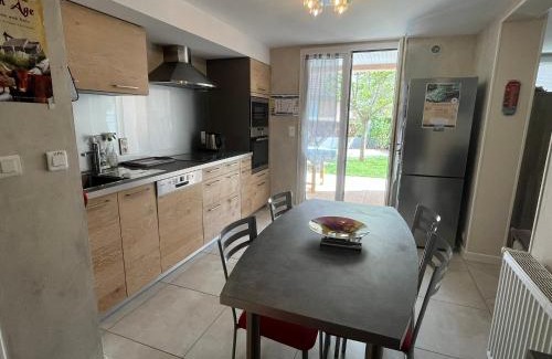 Aurillac Apartment | Appartement plein pied avec terrasse, jardin à Aurillac