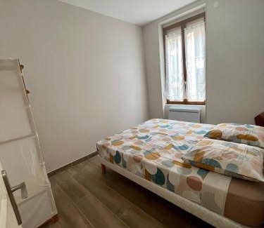 Saint-Fons Apartment | Appartement rénové à 15 min de Lyon