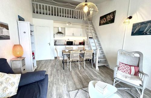 La Gueriniere Apartment | Appartement rénové 2 pièces proche plage - La Guérinière - FR-1-224B-241