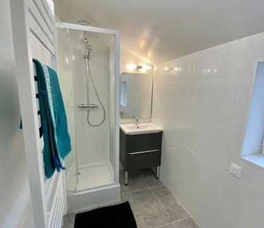 Creil Apartment | Appartement rénover avec terrasse