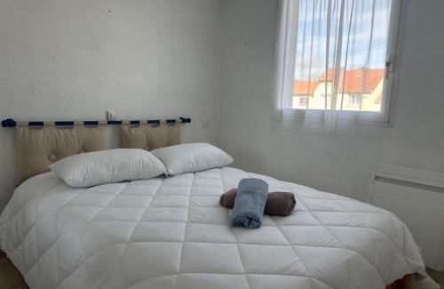Notre-Dame-de-Monts Apartment | Appartement rénové 4 pers - Face mer - PARKING - Animaux admis - FR-1-540-294