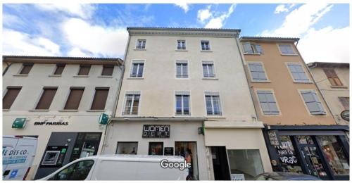 Saint-Genis-Laval Apartment | Appartement St Genis Laval Hyper centre