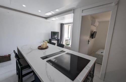 Saint-Cyprien Plage Apartment | Appartement T2 cabine, en bord de mer, WIFI et climatisation