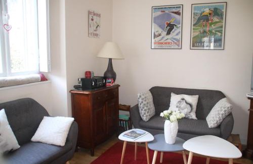 Bagneres-de-Luchon Apartment | Appartement T4 - Centre de Luchon - 6 pers - Ski - Randonnée - Cure