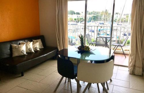 Pointe du Bout Apartment | Appartement Vue Marina