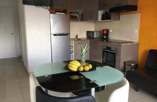 Pointe du Bout Apartment | Appartement Vue Marina