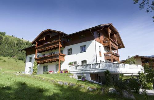 Kleinarl House | Appartementhaus Elmo Viehhauser KG