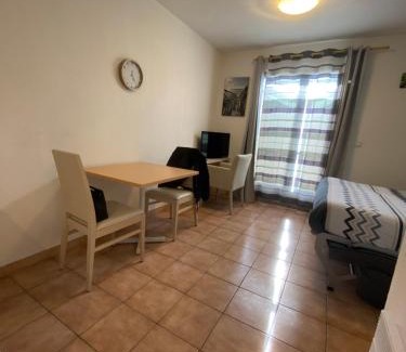 Mouans-Sartoux Apartment | Apparthotel proche de Cannes