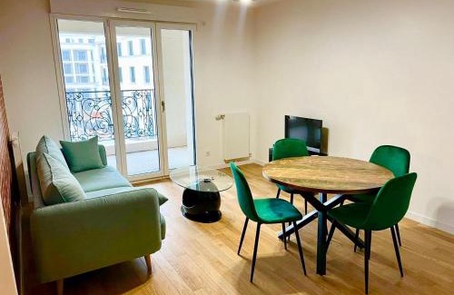Clamart Apartment | Appartment near lake Panorama and Paris