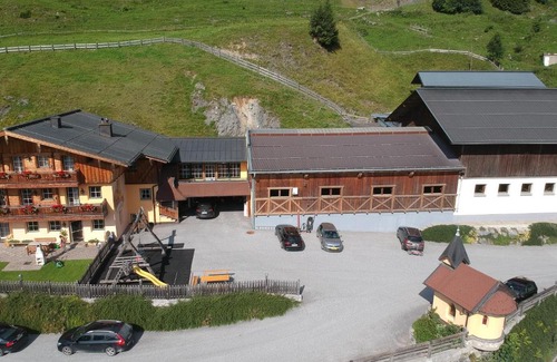 Grossarl House | Appartmenthof Aigengut Ferienwohnung Großarl