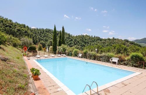 Dicomano House | Appealing Home with pool