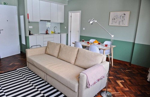Santo Antonio Apartment | Apperol Lisbon Escape - by Misha s Place 2A