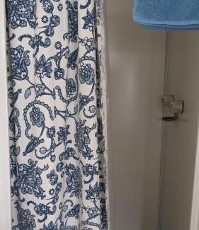 Pinehurst House | Apple Place Room #1