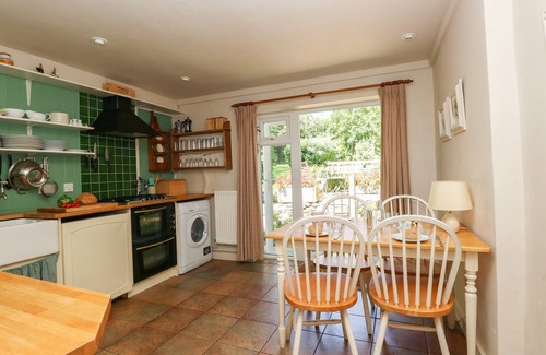 Bridport Cottage | Apple Tree Cottage