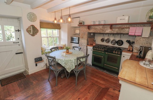 Gweek Cottage | Apple Tree Cottage
