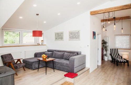 Zagreb Apartment | Apple tree