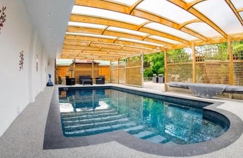 Camerton House | Apple-Uk46285